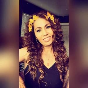 Meet your Posher, Ana